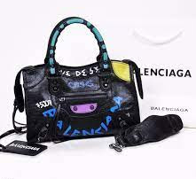 Tas balenciaga selempang