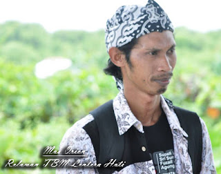 Ketua TBM Lentera Hati Desa Karangsong
