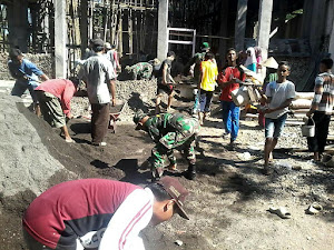 Danpos Ramil 07 Sakra Barat Memimpin Pengecoran Masjid Darul Falah 