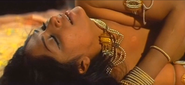 Simi Garewal topless