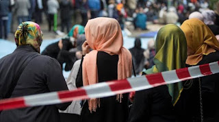 Pekerja Muslimah yang Dipecat karena Berjilbab Menang di Pengadilan Swiss