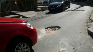 Que lombada estranha é essa na  Rua Belmonte?