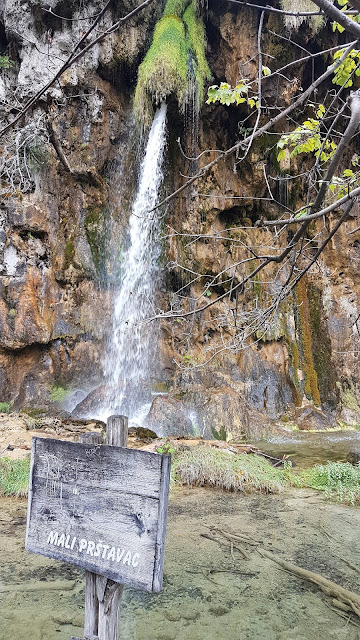 der Wasserfall Mali Prstavac im Plitvicer Nationalpark