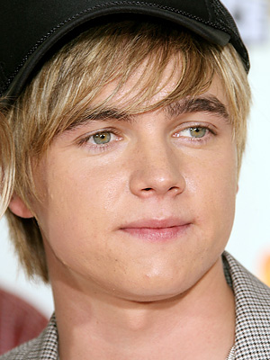 jesse mccartney tattoo. Blonde Jesse McCartney