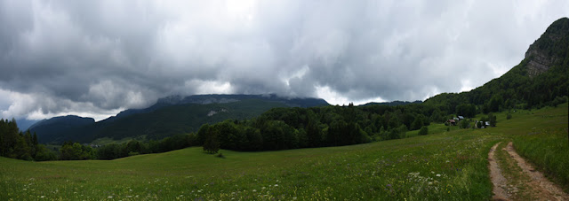 Vue du Mont Outheran et de la Vallée des Entremonts, Chartreuse