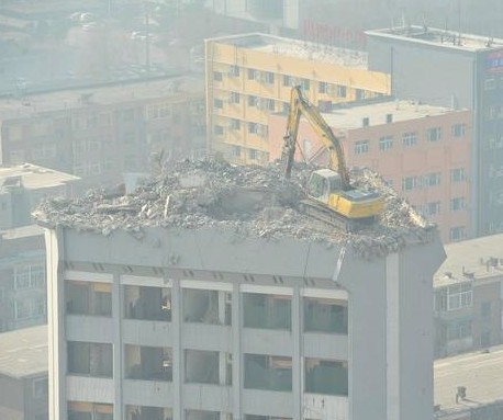 Gedung Pencakar Langit Bisa Roboh Gak Kalo Caranya Begini?? [ www.BlogApaAja.com ]