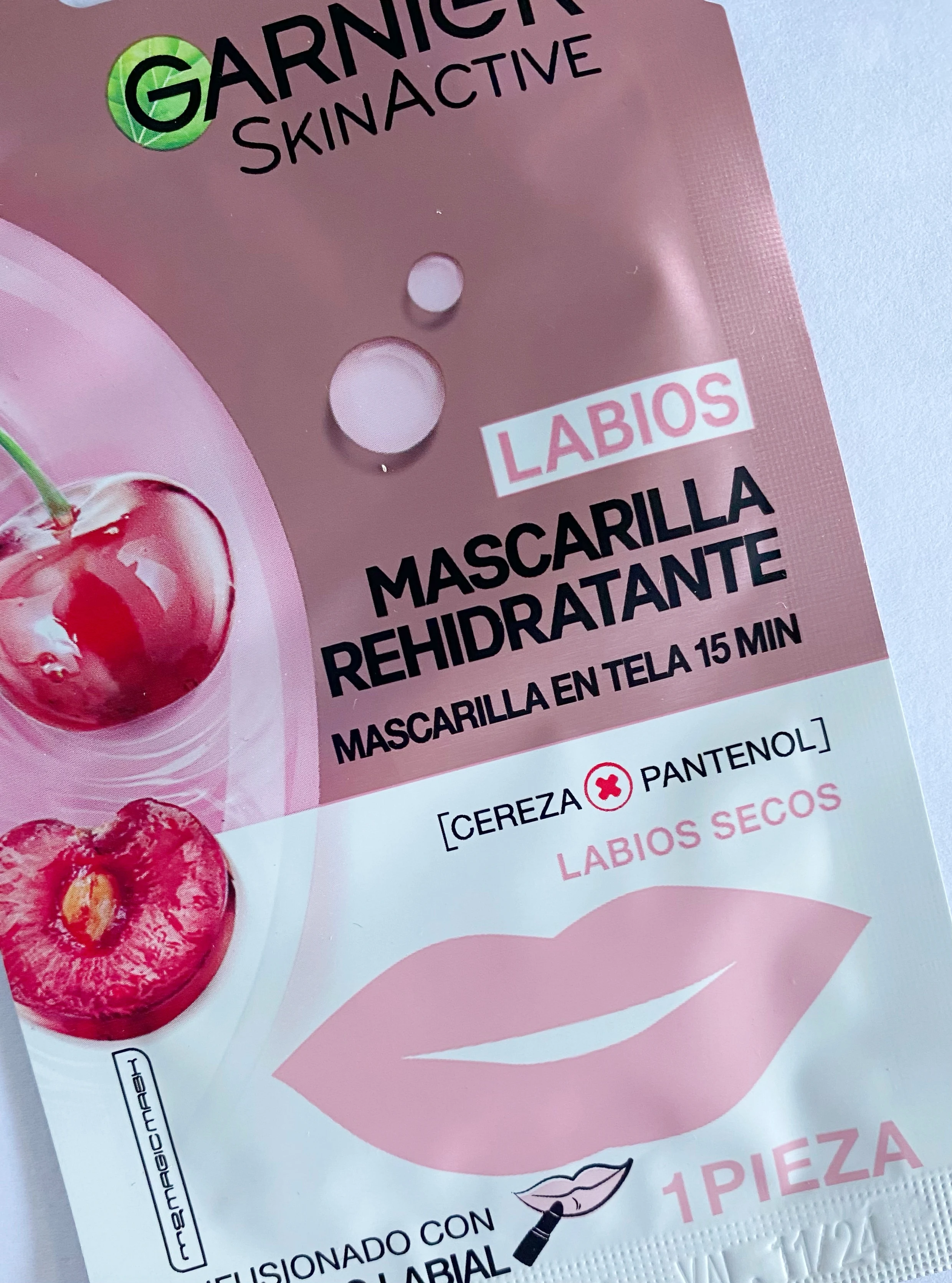 Mascarilla rehidratante para labios garnier