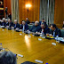 Kυβερνητικό συμβούλιο ενόψει προγραμματικών και Eurogroup