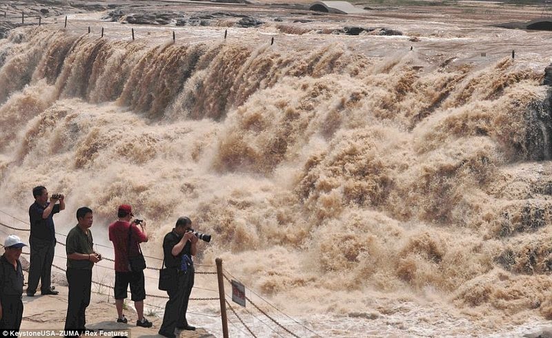 hukou-waterfall-10 hukou-waterfall-10