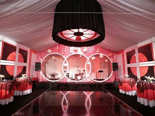 Wedding Decor, Salons Decorated in Red 1