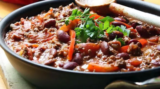 Mexican bean dish with chicken
