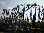 SIX FLAGS Y SU RELACION CON LA FISICA (sobri )