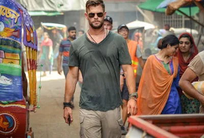 Extraction Movie Wallpapers, Extraction Movie Pictures, Extraction Movie Photo, Extraction Movie Hemsworth Looks