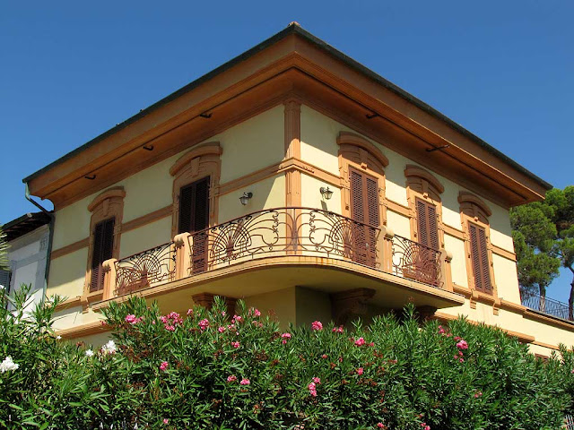 Corner balcony, Quercianella, Livorno