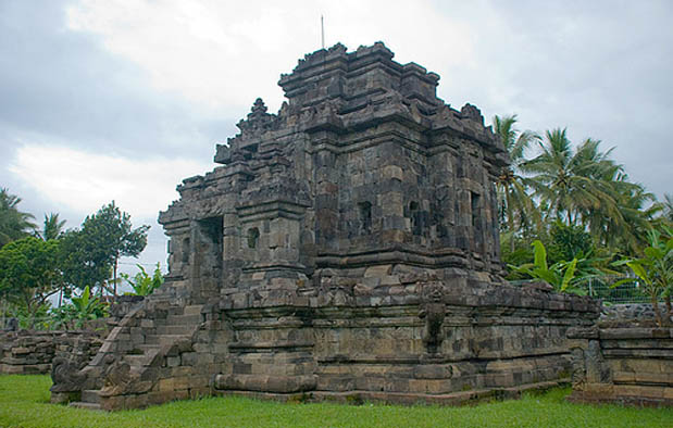  Masehi telah banyak menghipnotis aspek kehidupan masyarakat Nusantara pada masa silam 7 Candi Peninggalan Agama Budha, Keterangan, dan Gambarnya