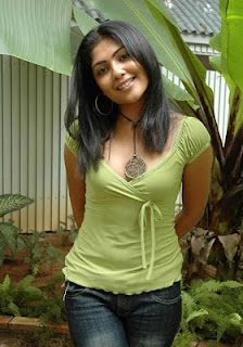 Kamalinee Mukherjee Hot Stills