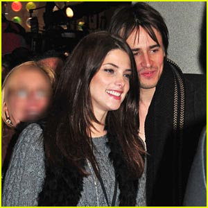 Ashley Greene Boyfriend