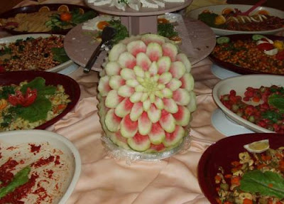 Watermelon carving art - seen at style-photos-pictures.blogspot.com