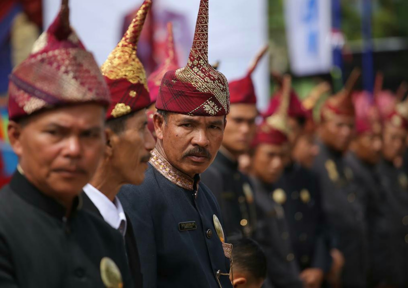 Pakaian Pengantin  Pria  Adat Lampung  Saibatin Dan Pepadun 