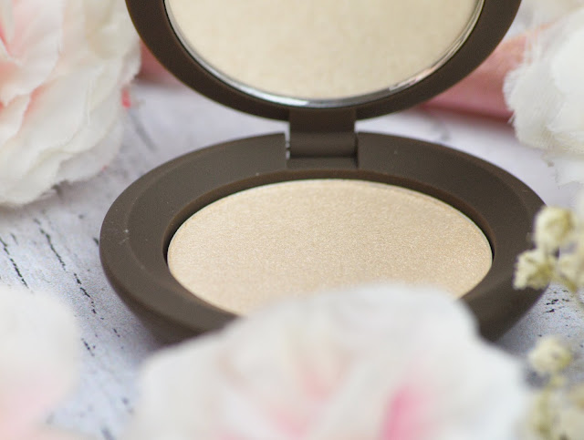 Trying Out Becca Highlighter & Setting Powder, Lovelaughslipstick Blog