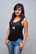 Mrudanjali dazzling photo shoot-thumbnail-10