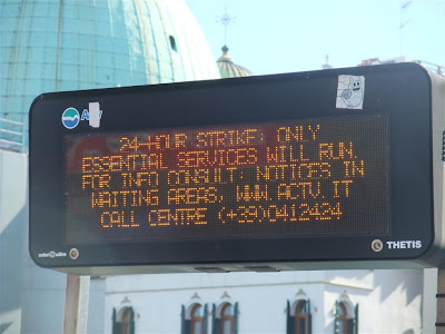 24-hour strike in venice italy, vaporetto