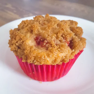 Streusel Strawberry Muffins