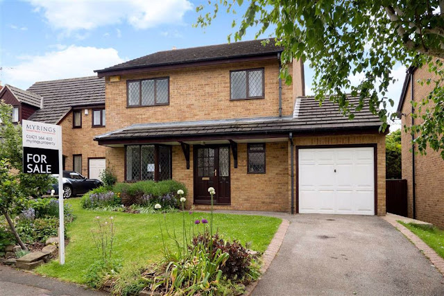 Harrogate Property News - 4 bed detached house for sale Pecketts Holt, Harrogate, North Yorkshire HG1