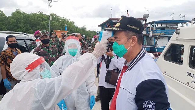 Masuk Siberut, Wagub Sumbar Puji Gugus Tugas Mentawai Tetap Ikuti Protokol Kesehatan.