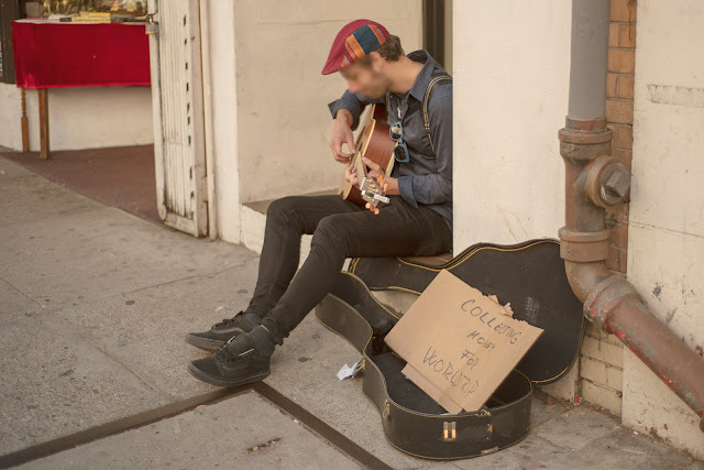 street artist, busker, guitar player, singer, people, street photography