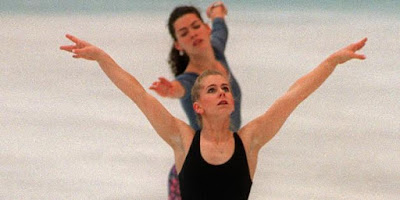 http://deadline.com/2016/03/margot-robbie-tonya-harding-movie-i-tonya-nancy-kerrigan-1201724075/