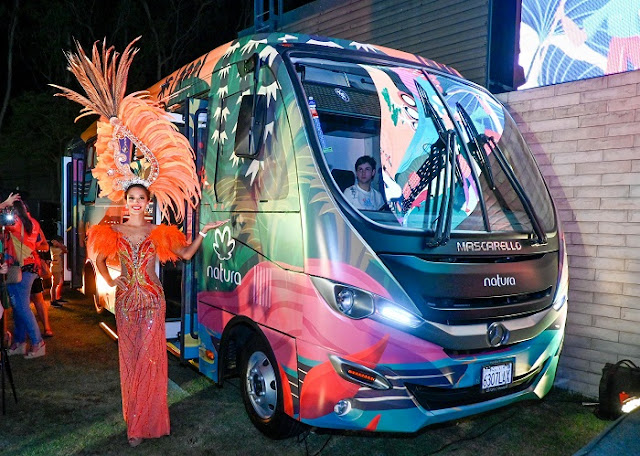 El Bus Natura cuidará y realzará la belleza de Aitana I, reina del Carnaval Cruceño 2024