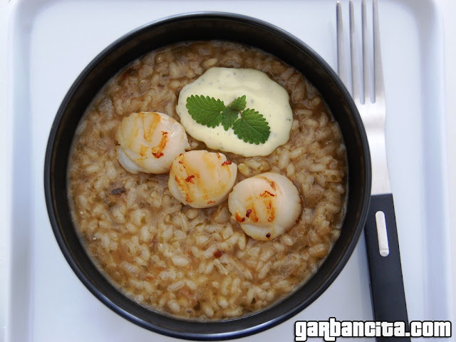 Arroz caldoso con Agraz-Verjus y vieiras