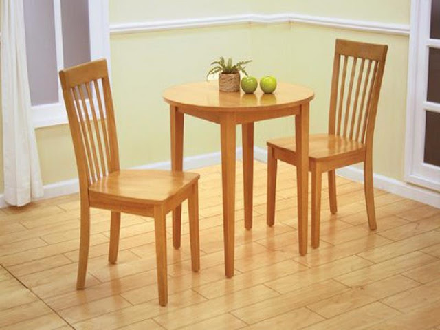 Small Kitchen Tables and Chairs