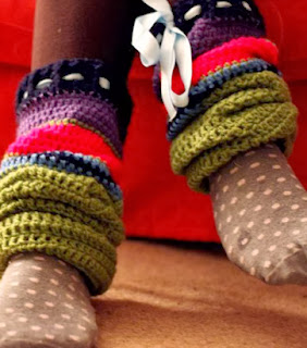 http://translate.googleusercontent.com/translate_c?depth=1&hl=es&rurl=translate.google.es&sl=en&tl=es&u=http://lotsofnicethings.com/2012/11/17/big-crochet-leg-warmers/&usg=ALkJrhhVFCMJLcATYHCcQZpHwm6QxLYNLA