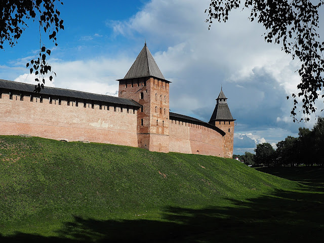 Великий Новгород – башня Кремля