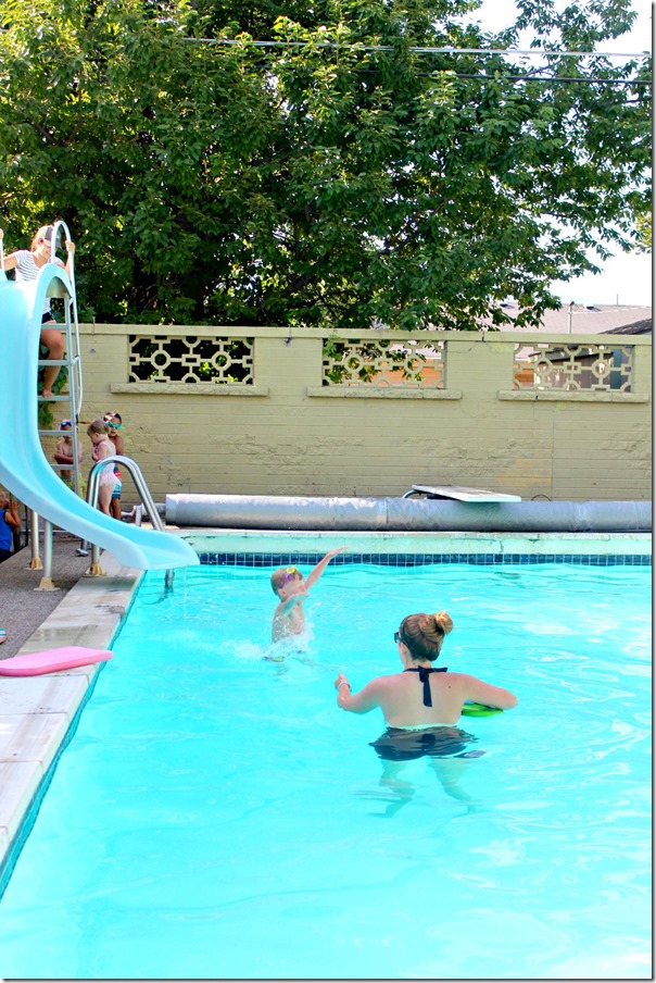 Toddler swimming lessons