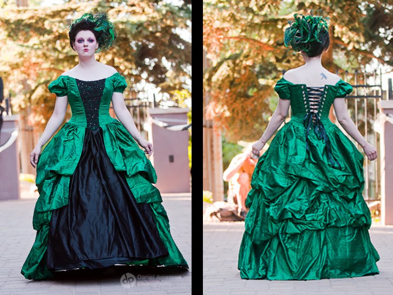 For the best look worn the green black Gothic wedding dress with a hoop 