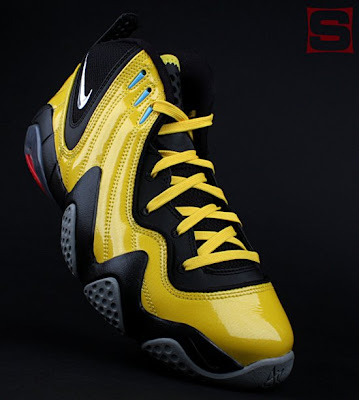 The Nike x Transformers Sneaker Set - The Bumblebee Zoom FP Sneaker