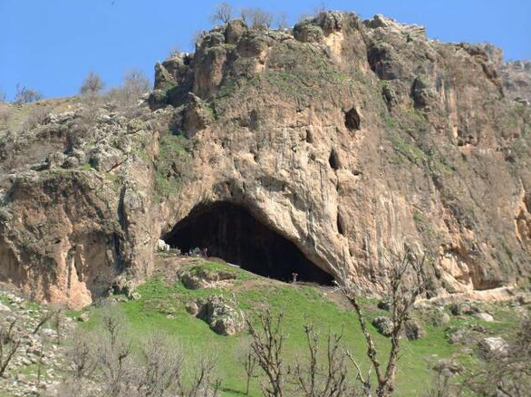  Archaeologists said on Fri that they pick out establish the fossilized remains of 2 to a greater extent than Nea For You Information - Remains of 2 to a greater extent than Neanderthals establish inwards Kurdistan's Shanidar Cave