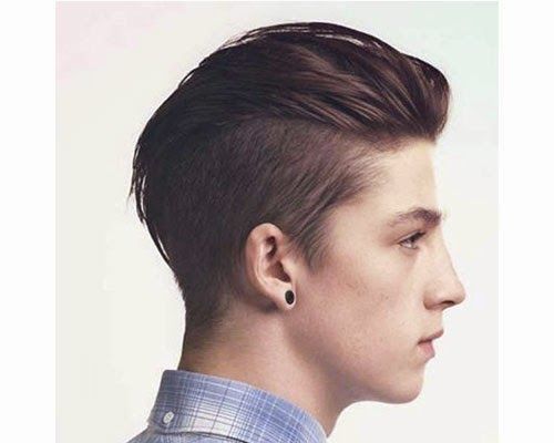 5 gaya  rambut  pria yang trend di 2019