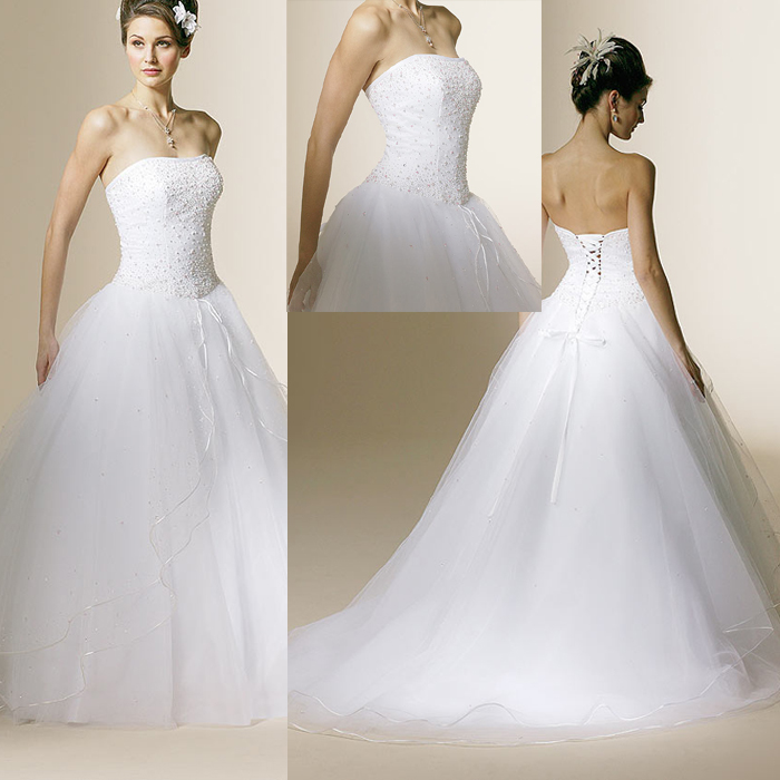 Elegant Bridal Gown Posted by Nani at 2342