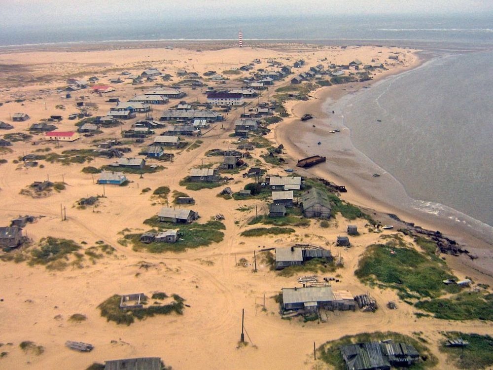 shoyna-sand-buried-1 shoyna-sand-buried-1