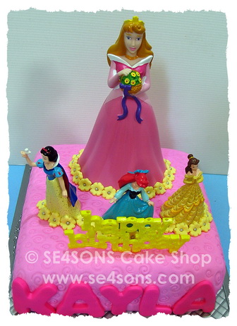 Disney Princess Birthday Cakes on Cake  Novelty Cake  Disney Princess Cake For Kayla S Birthday