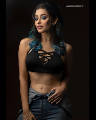 Nyra Banerjee image