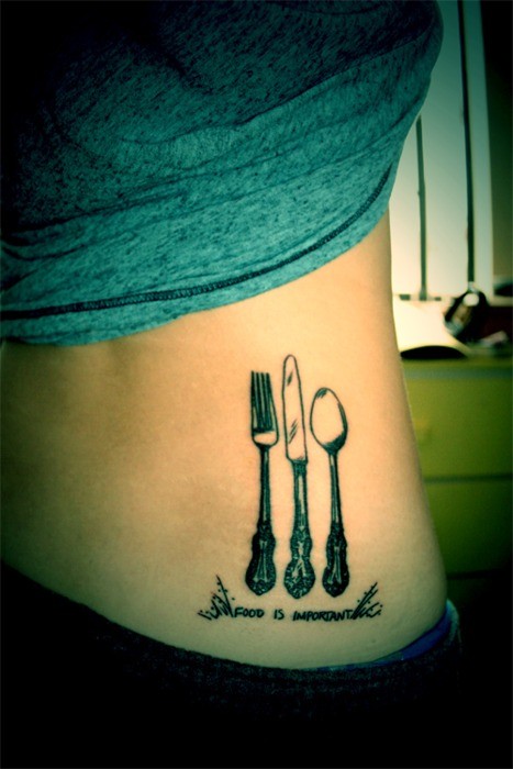 BEST TATTOO EVER EVER if i start getting doodles this WILL be one of 