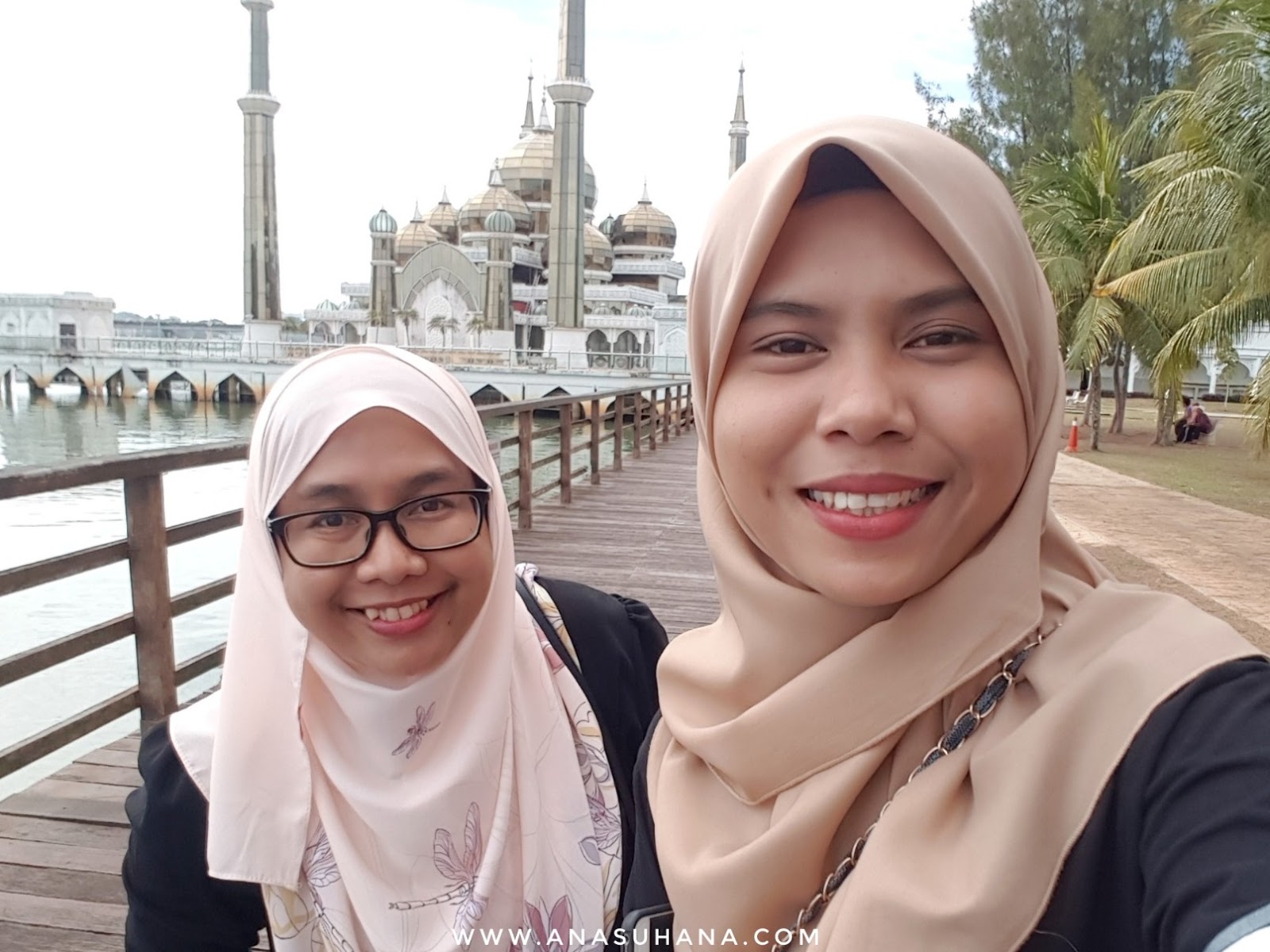 Naik River Cruise di Taman Tamadun Islam, Kuala Terengganu 