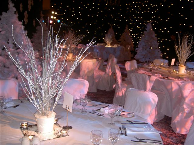 A soft pink Winter Wonderland wedding via Lime Are you loving this soft