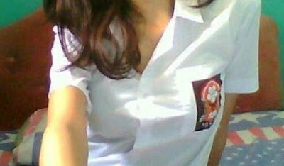 sakuratotoberitaterbaru.blogspot.com-Remaja putri rela menjadi PSK untuk melayani lelaki hidung dengan tarif murah demi sebuah gadget