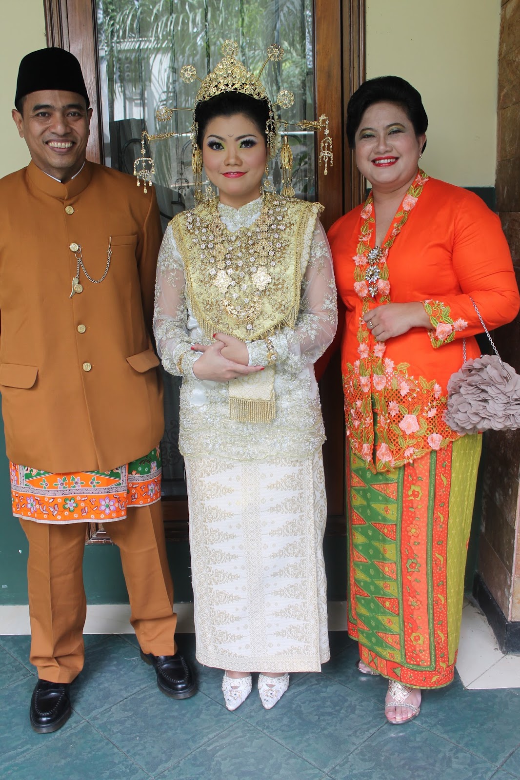  SANGGAR NUSANTARA DOT COM Jakarta SEWA BAJU  DAERAH 